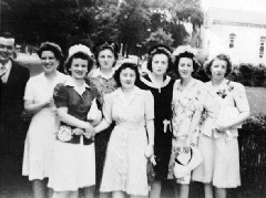 D023- Alice Haydock and Gordon Bennett wedding party